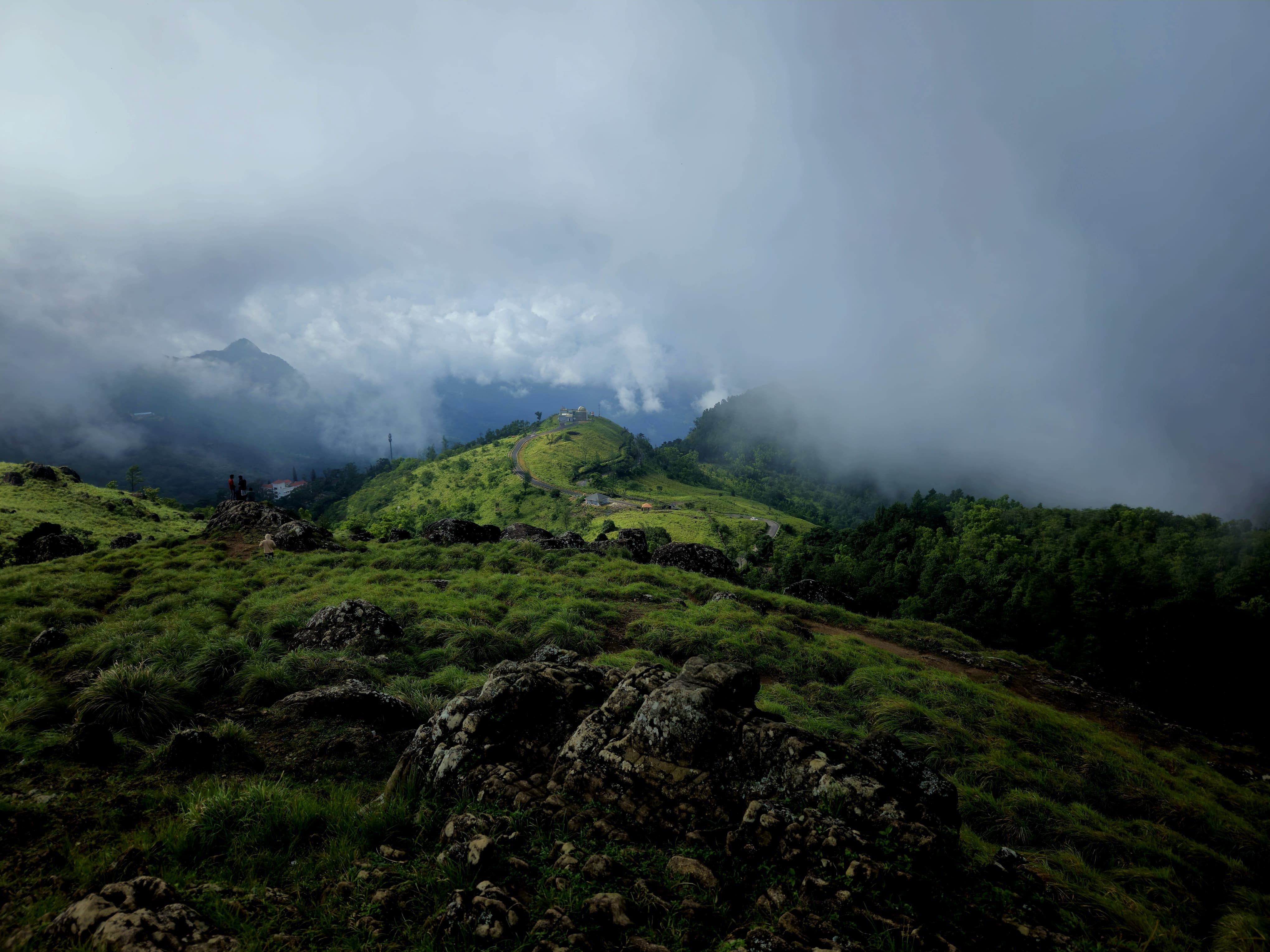 Ponmudi hill station, Kerala — green hills and mist